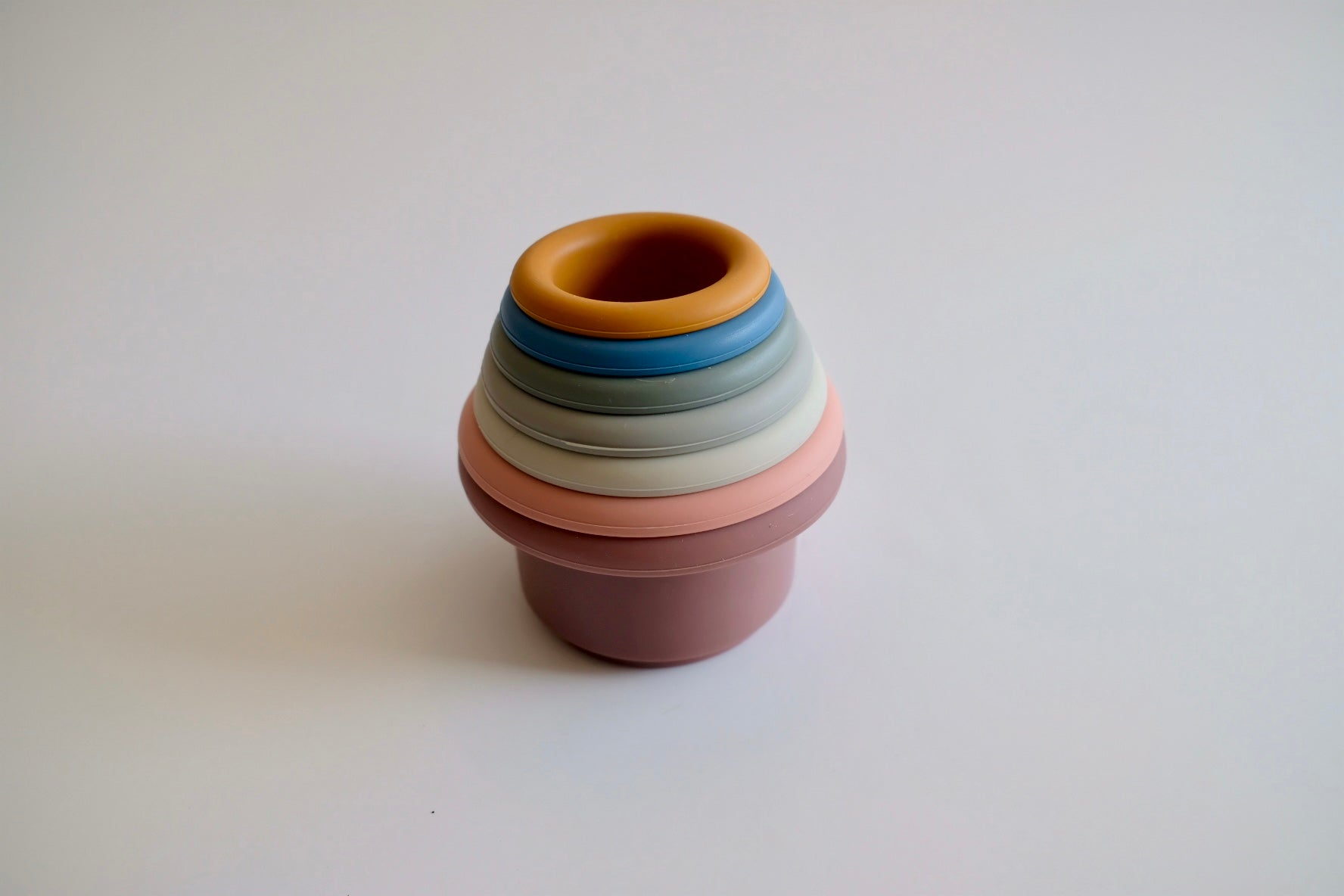 Silicone stackable cups image 2